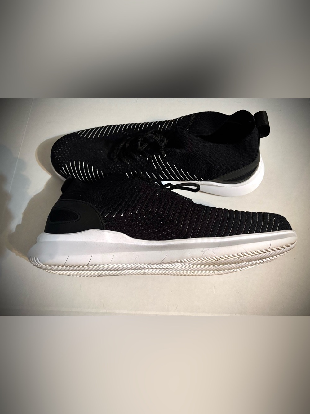 Men's Propet Black and White Knit Lace-Up Athletic Sneakers   Size 13